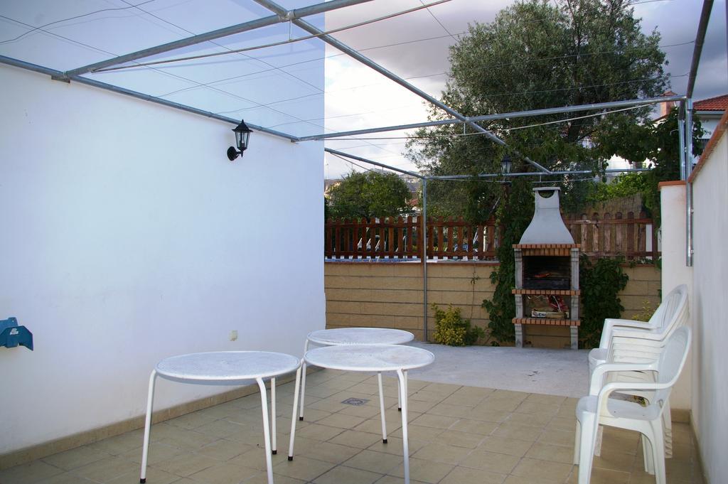 Hostal Y Apartamento Rural Los Naranjos Melegis Kültér fotó